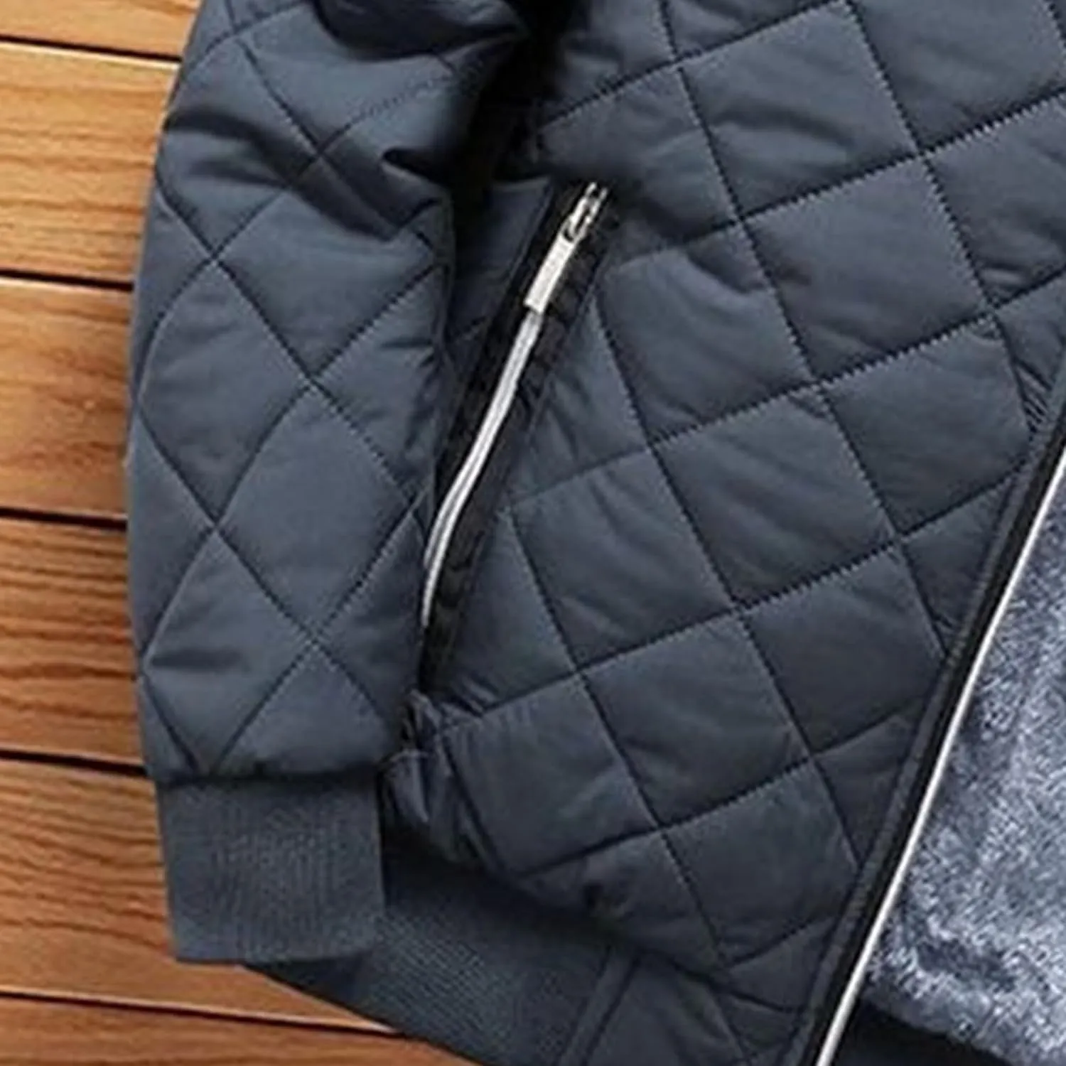 Men's Fleece Lined Quilted Jackets Winter Parka Stand Collar Padded Jackets Casual Windproof Bomber Coat