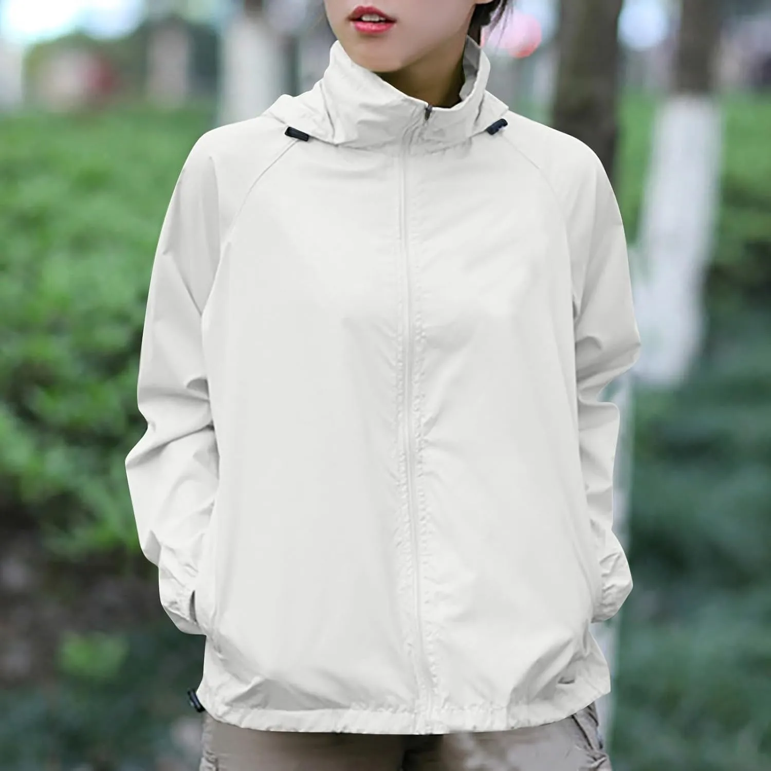 Unisex Rain Jacket Lightweight Hooded Raincoat Waterproof Windbreaker Clothing Packable Rain Coats With Pockets