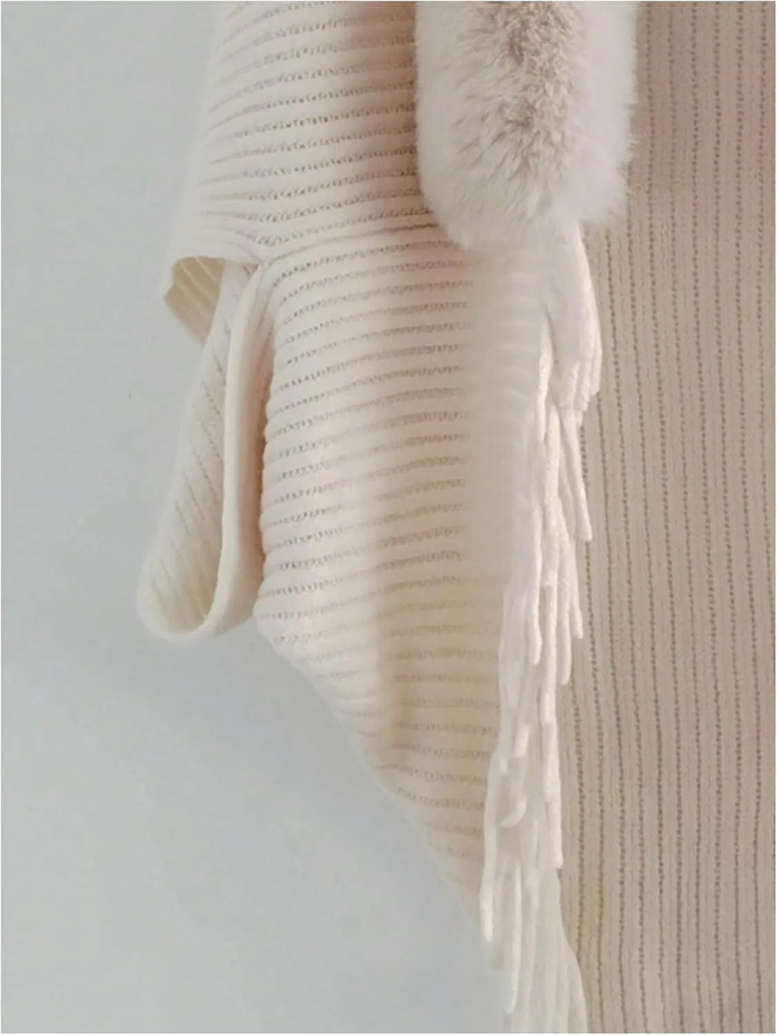 Verdusa Women's Faux Fur Collared Poncho Sweater Chunky Knit Fringe Shawl Wraps