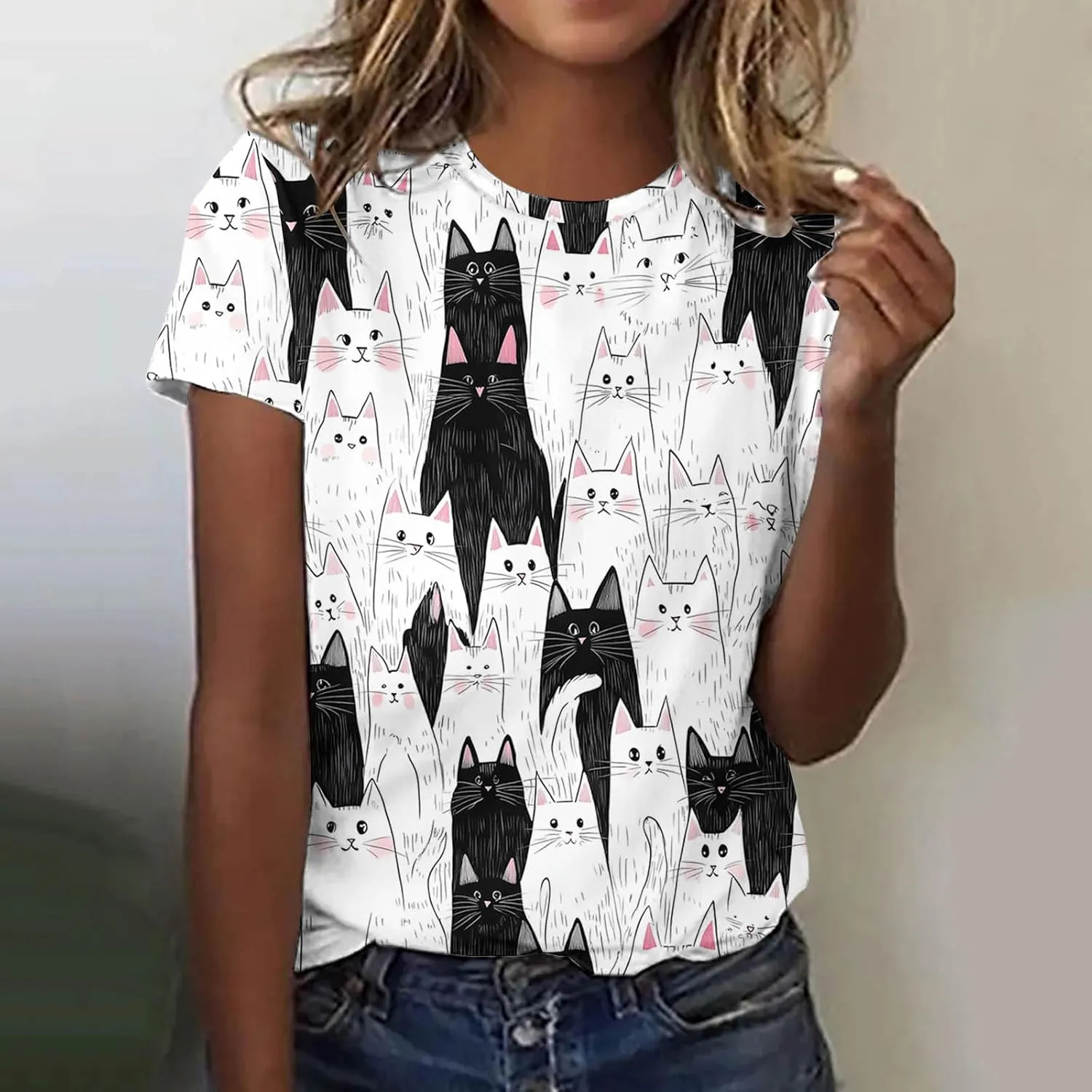 Women's Cute Cat Printed Summer Tops Loose Fit Basic Crewneck Short Sleeve Tunic T-Shirts Trendy Casual Graphic Tees Blouse