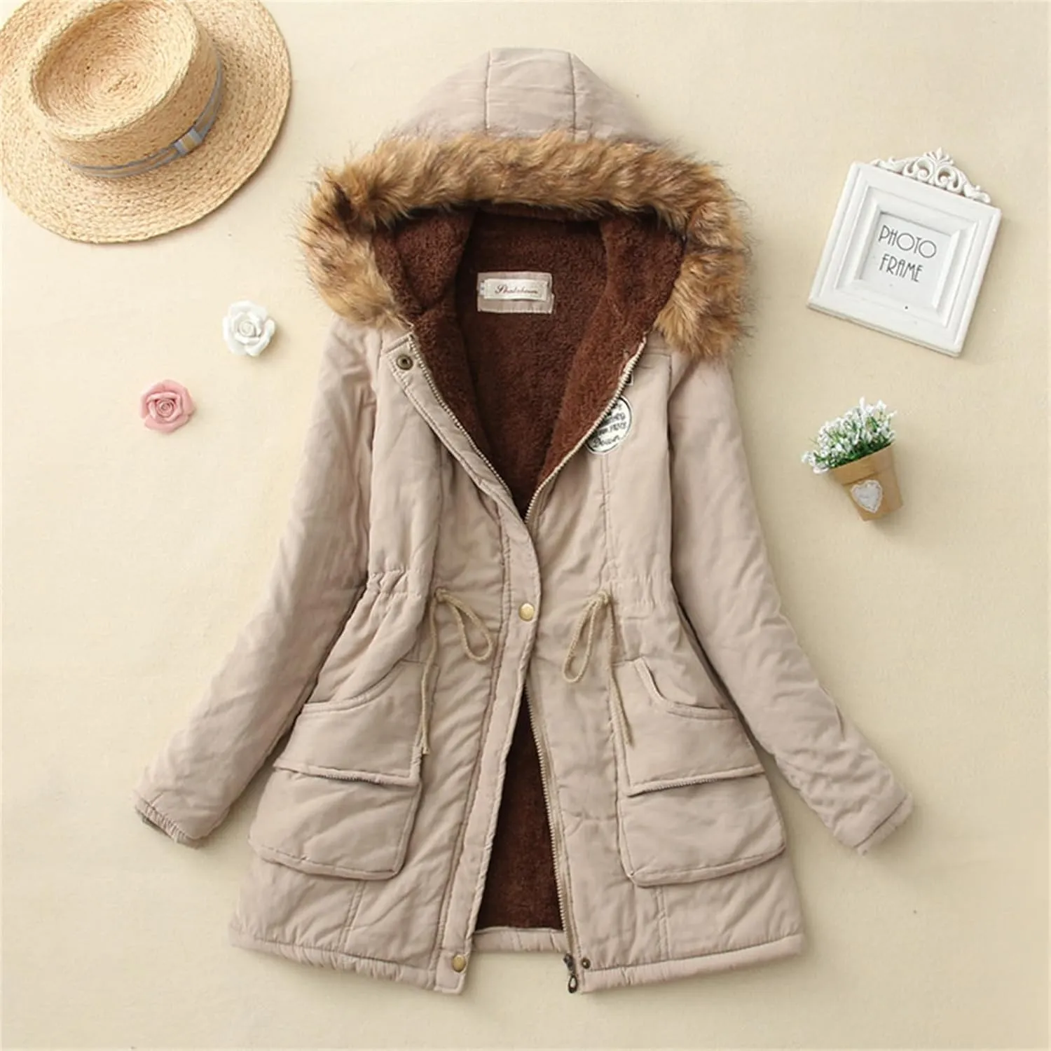 Womens Winter Down Coat Thick Faux Lamb Wool Lined Jacket Windproof Puffer Jacket with Faux Fur Hood
